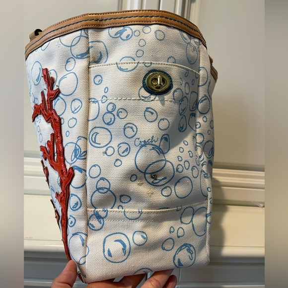 RARE COACH BUBBLE FISH CORAL LARGE TOTE - Picture 6 of 10
